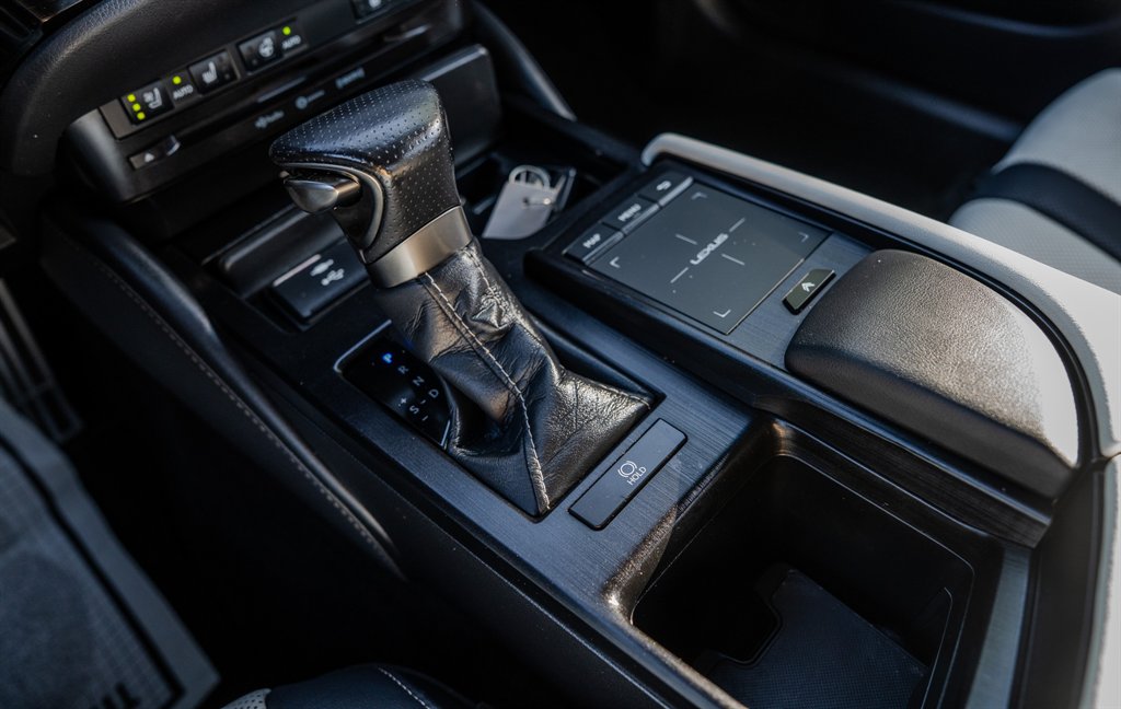 2022 Lexus ES - $37,105