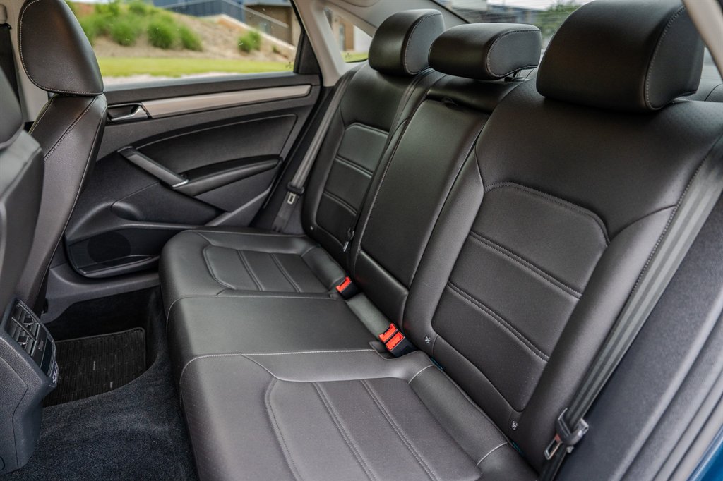 2020 Volkswagen Passat - $15,475