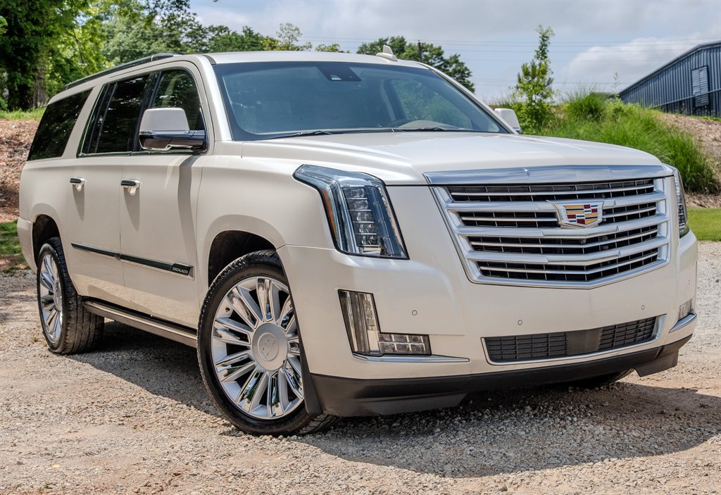 2015 Cadillac Escalade - $21,663