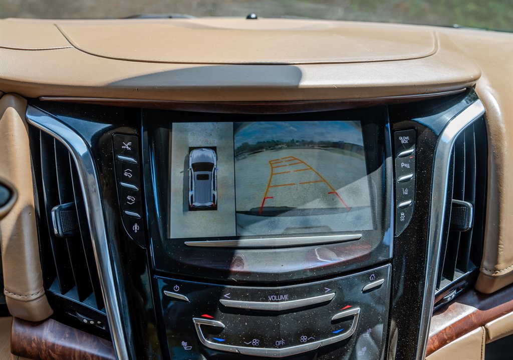 2015 Cadillac Escalade - $21,663