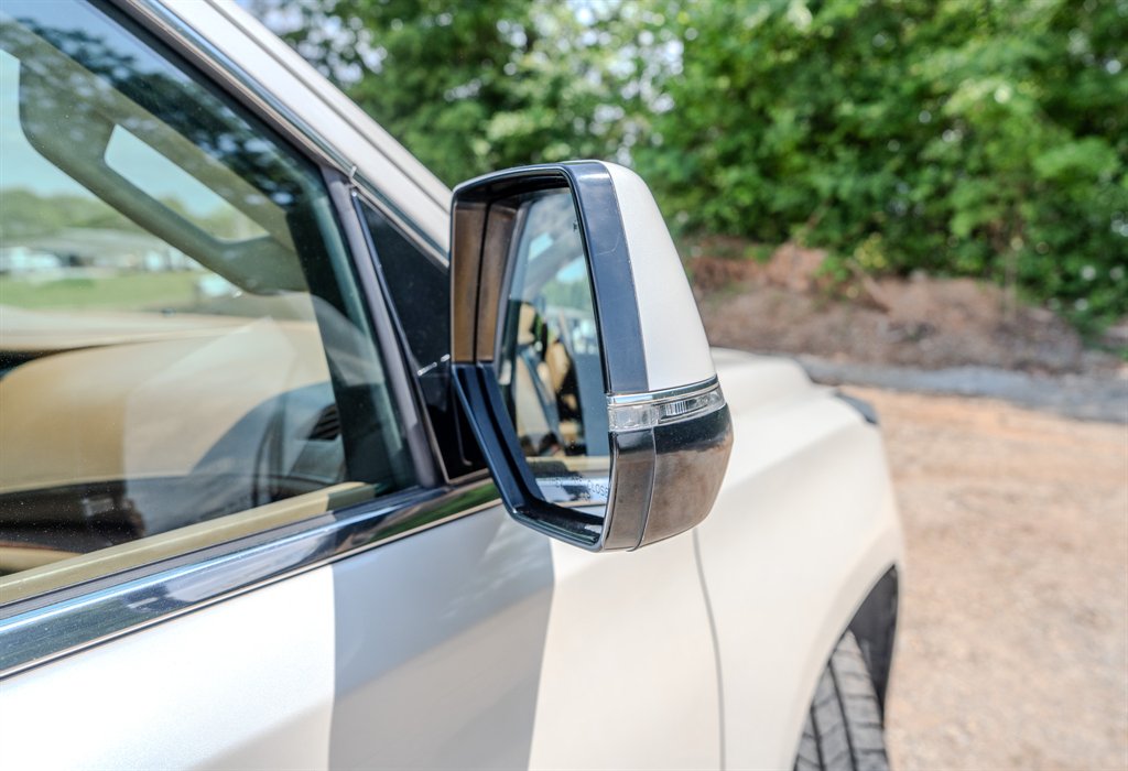 2015 Cadillac Escalade - $21,663