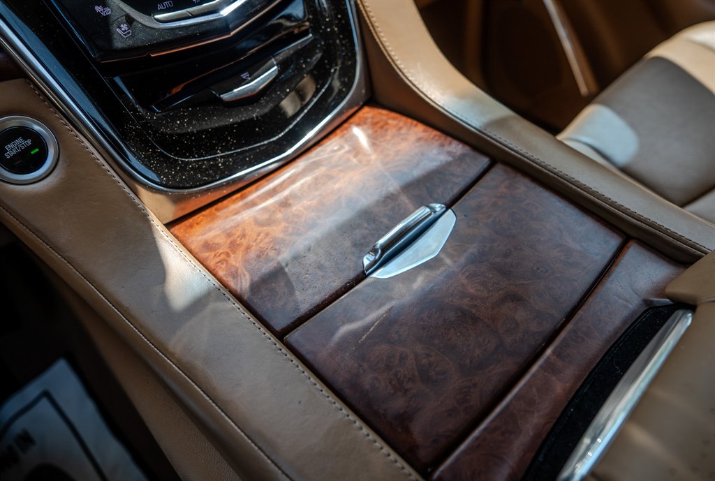 2015 Cadillac Escalade - $21,663