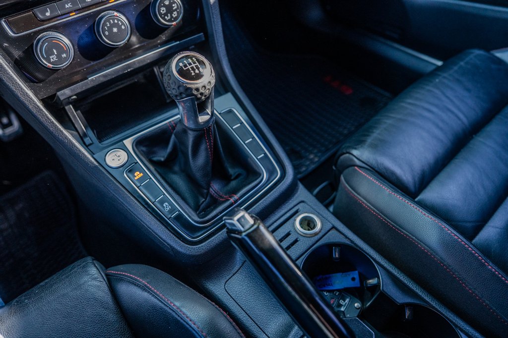 2015 Volkswagen GTI - $12,950
