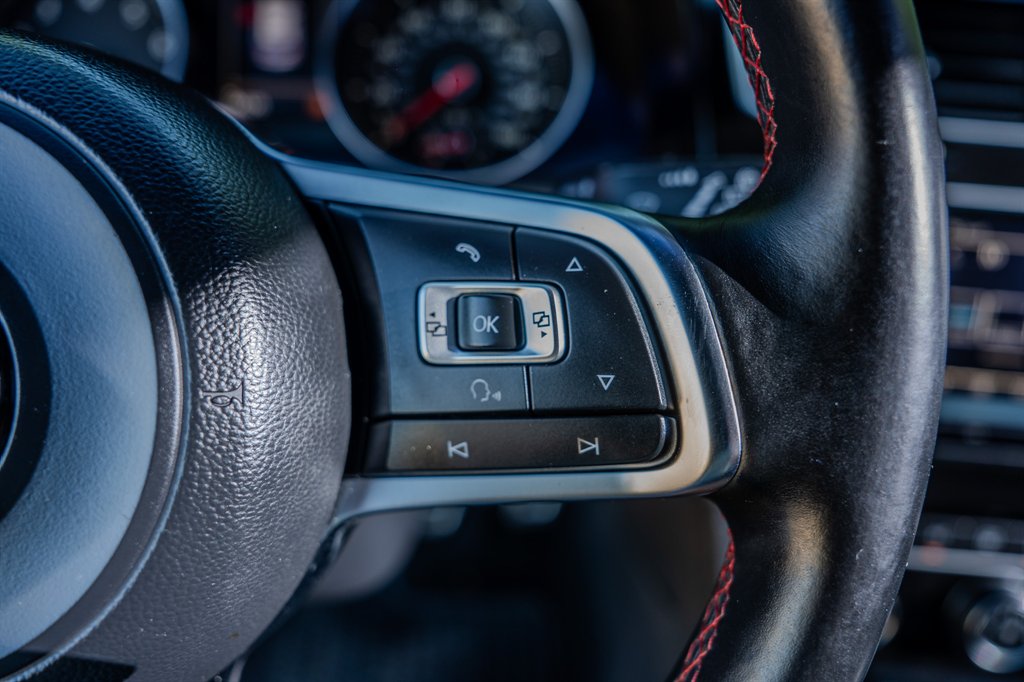 2015 Volkswagen GTI - $12,950