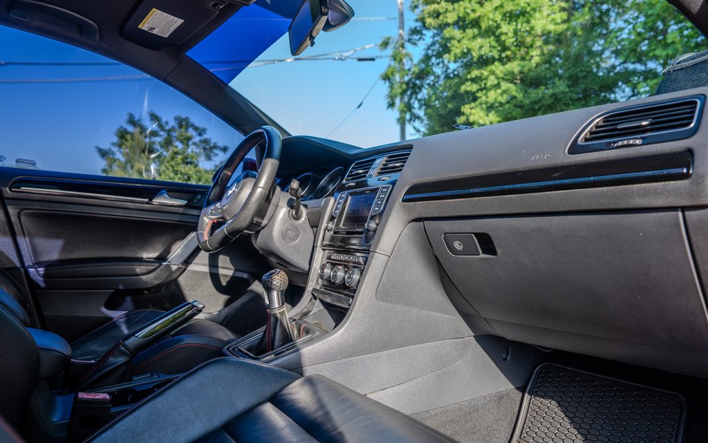 2015 Volkswagen GTI - $12,950