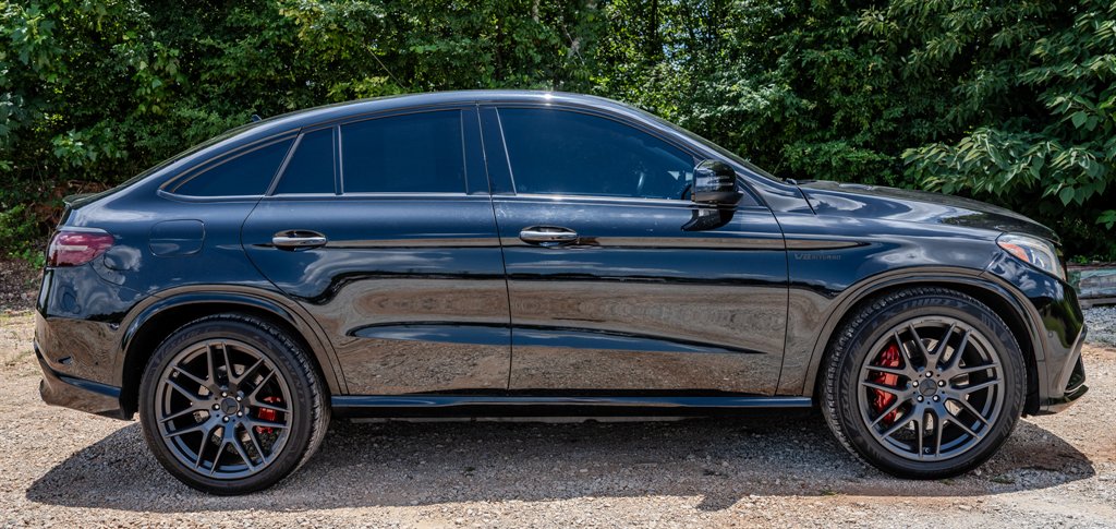 2017 Mercedes-Benz E-Class - $34,950