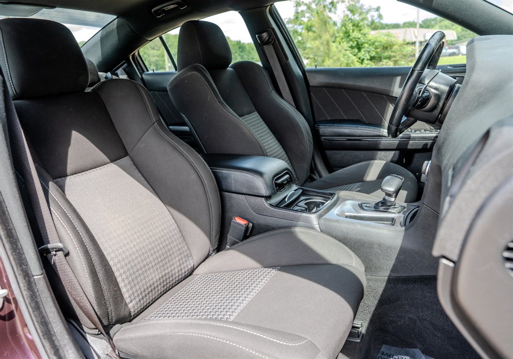 2021 Dodge Charger - $18,618