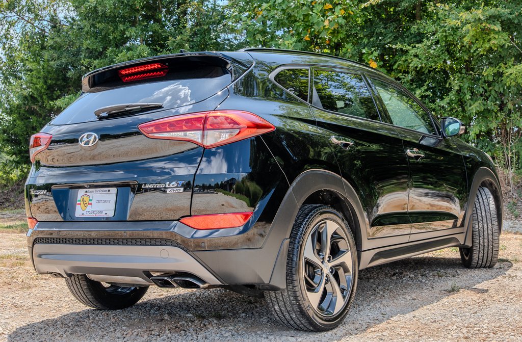 2016 Hyundai Tucson - $9,950