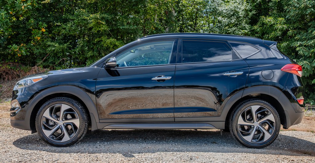 2016 Hyundai Tucson - $9,950