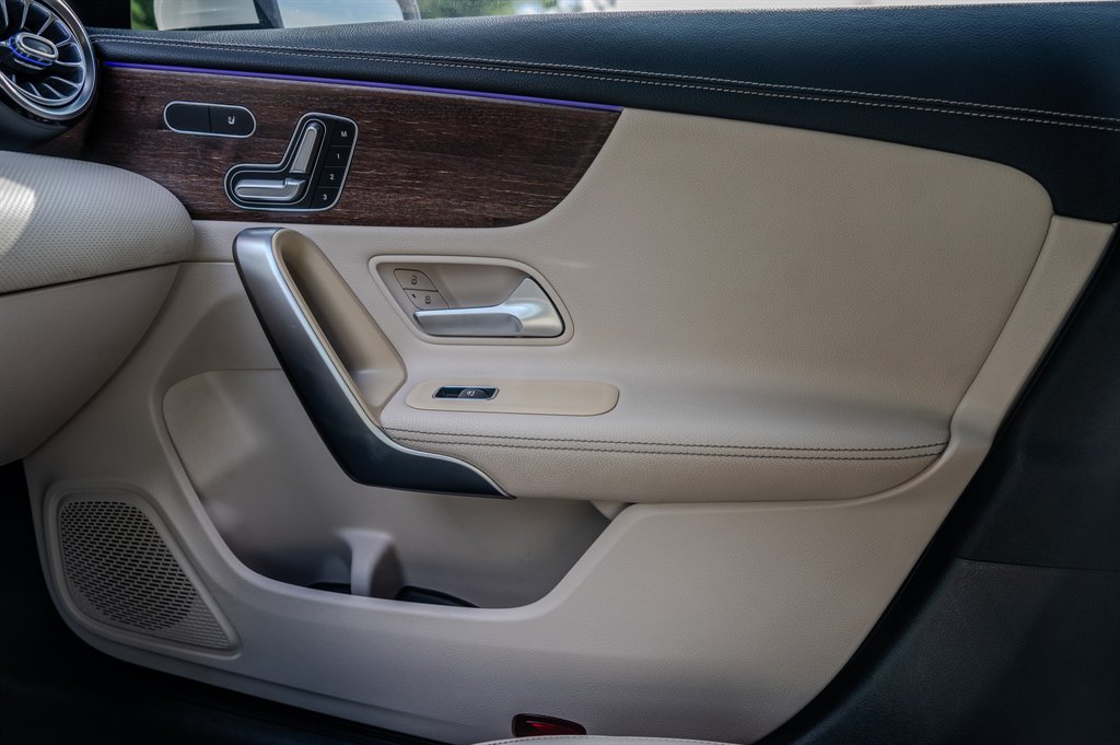2020 Mercedes-Benz CLA - $18,378