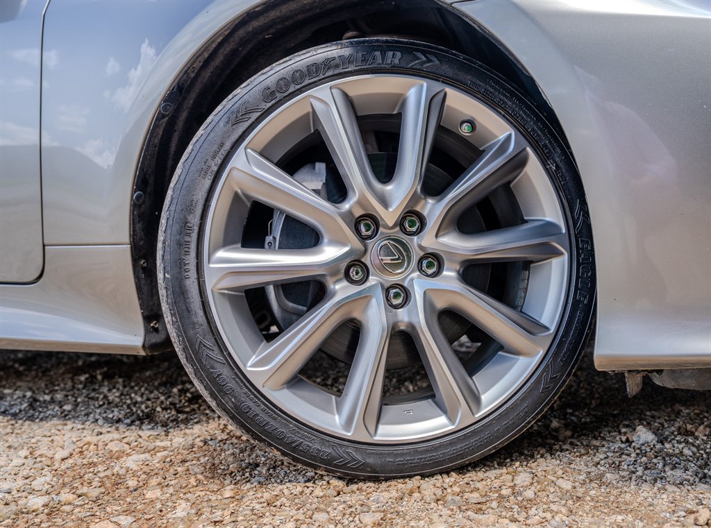 2015 Lexus RC - $22,950