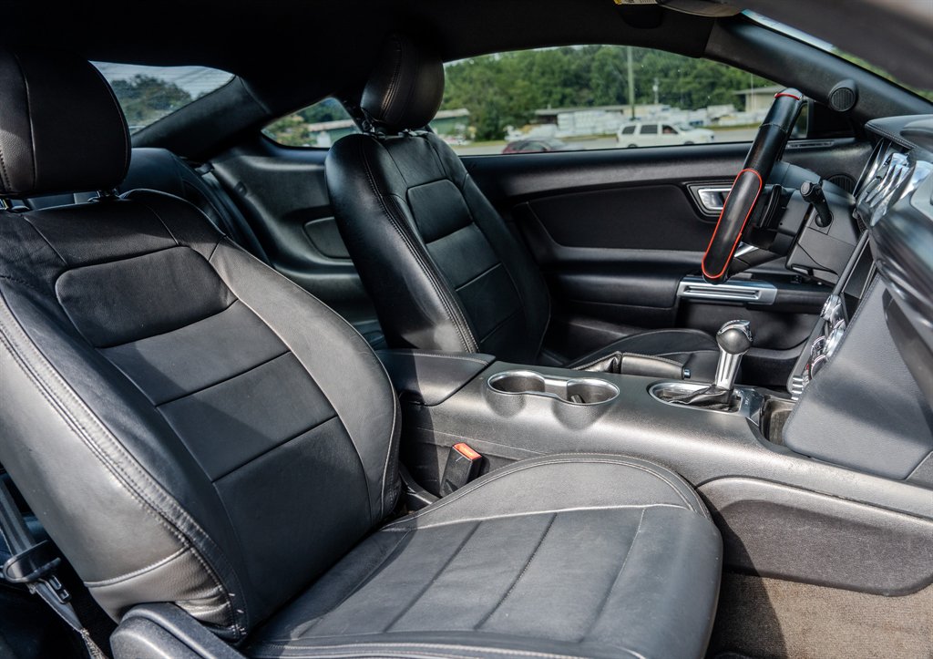 2018 Ford Mustang - $17,950