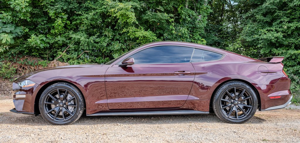 2018 Ford Mustang - $17,950