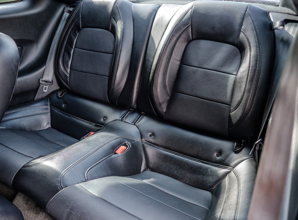 2018 Ford Mustang - $17,950