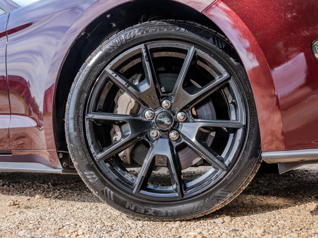 2018 Ford Mustang - $17,950