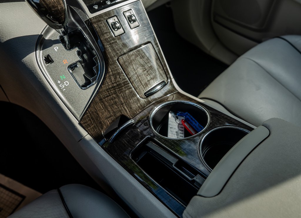 2015 Toyota Venza - $12,153