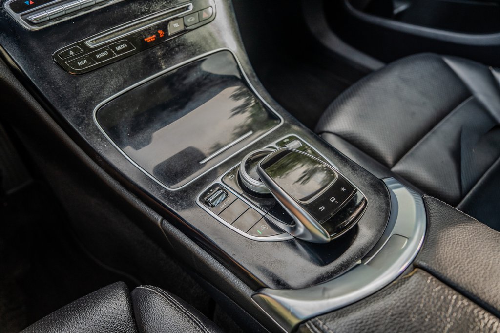 2015 Mercedes-Benz C-Class - $10,950