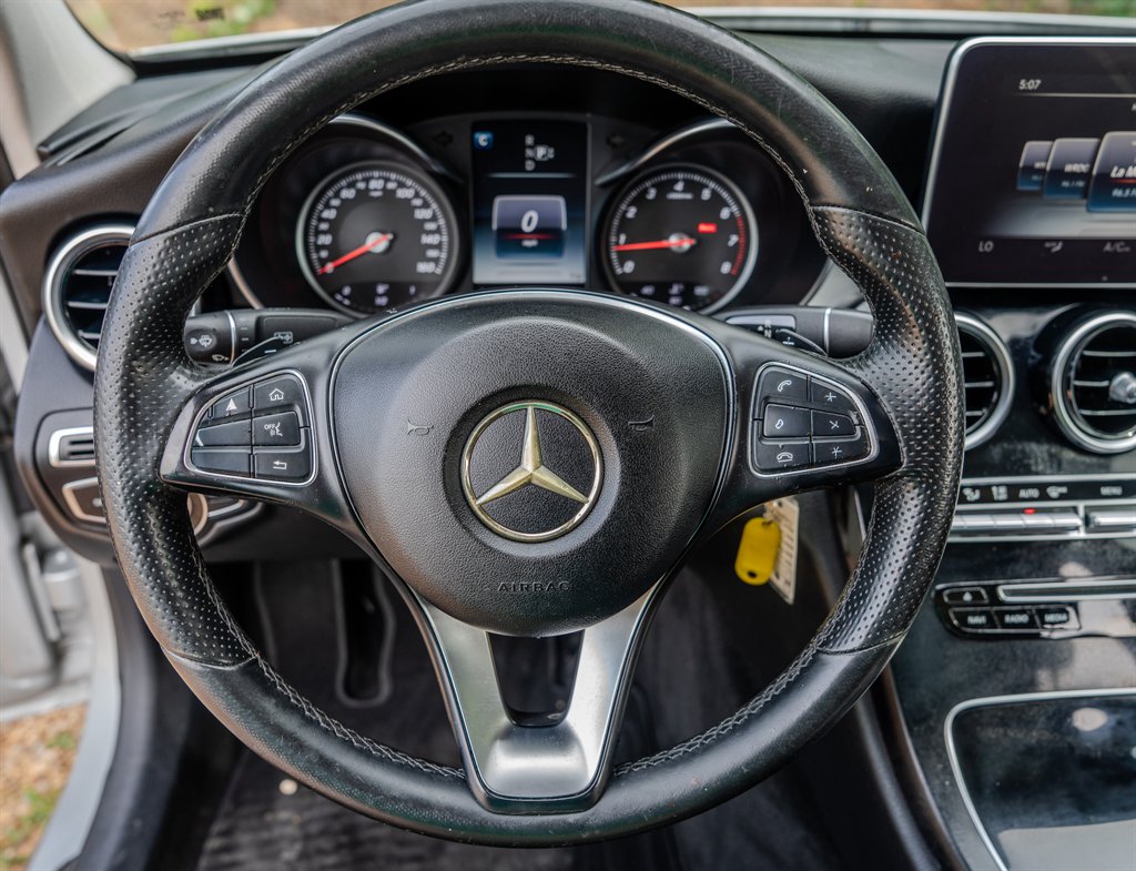 2015 Mercedes-Benz C-Class - $10,950