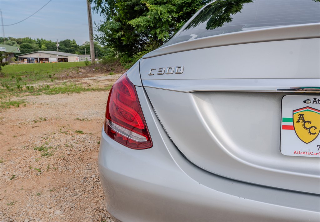 2015 Mercedes-Benz C-Class - $10,950