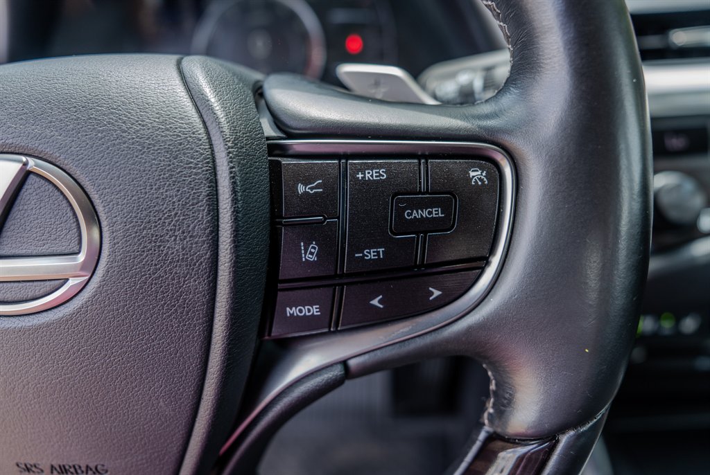 2020 Lexus ES - $36,798