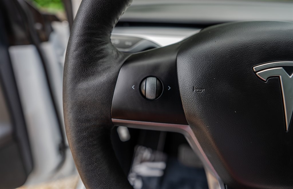 2021 Tesla Model Y - $37,578