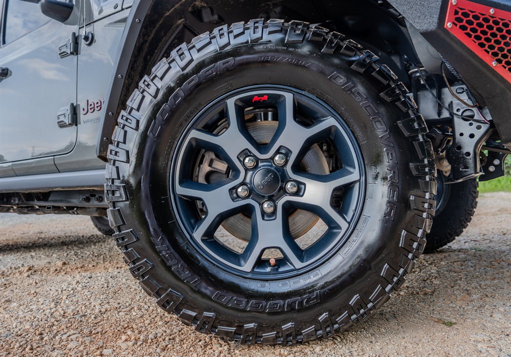 2019 Jeep Wrangler - $25,051