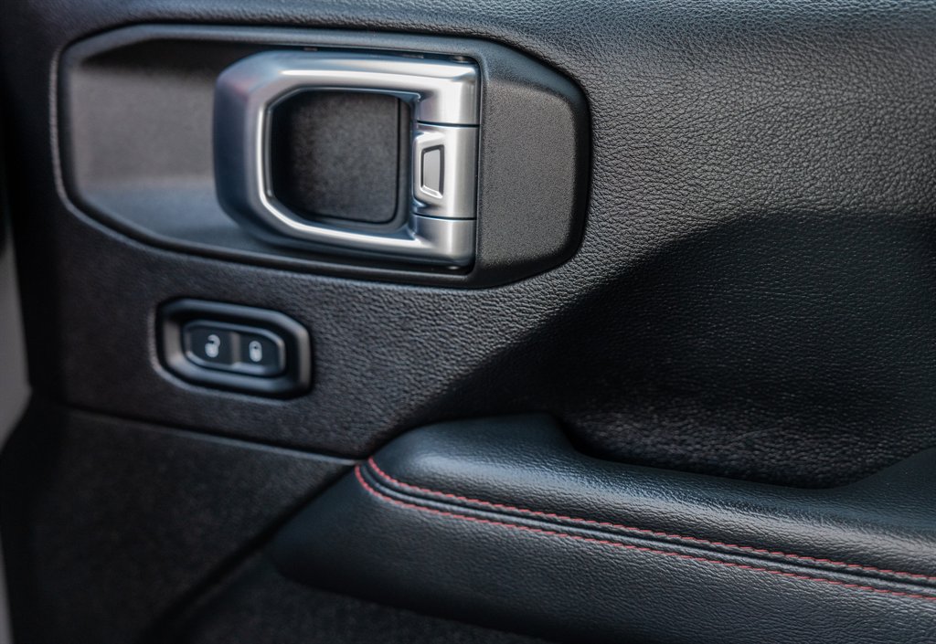 2019 Jeep Wrangler - $25,051
