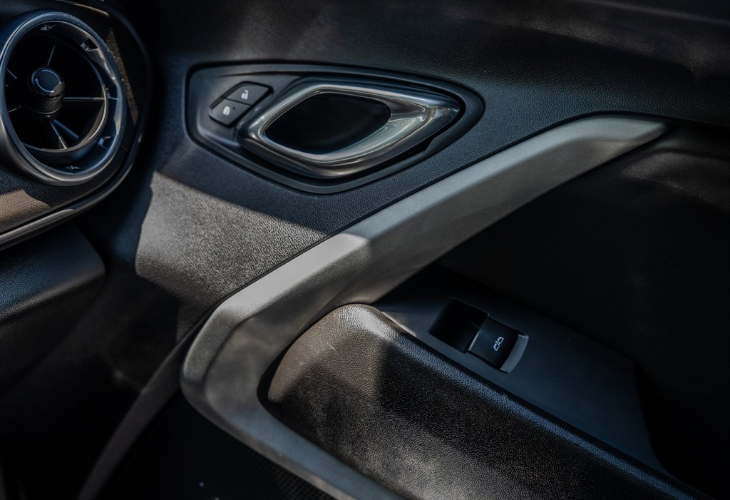 2020 Chevrolet Camaro - $19,750
