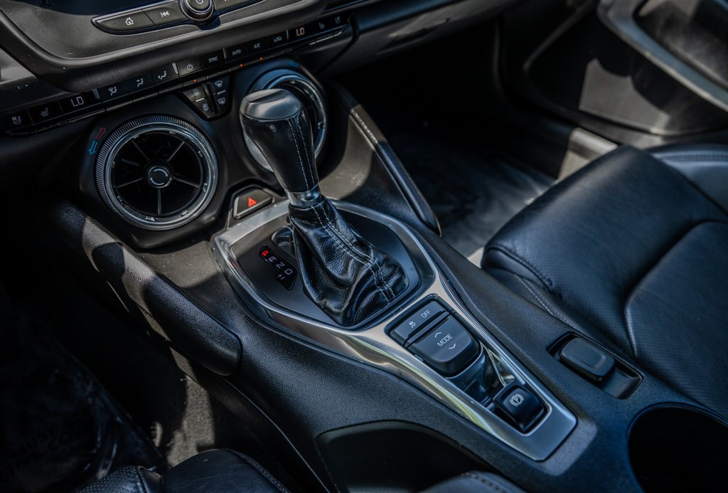 2020 Chevrolet Camaro - $19,750