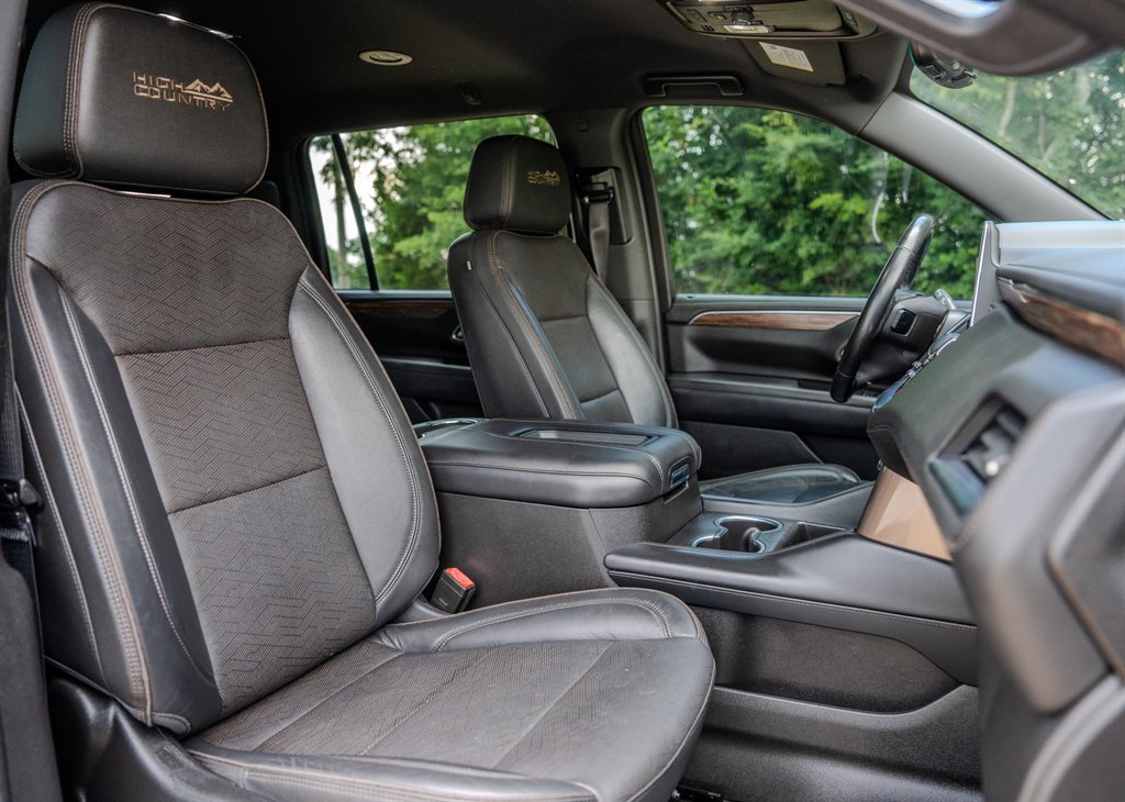 2021 Chevrolet Suburban - $36,265