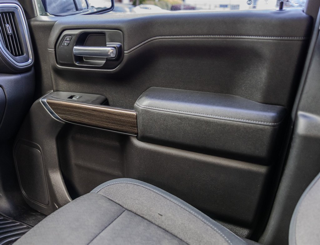 2019 Chevrolet Silverado - $24,498