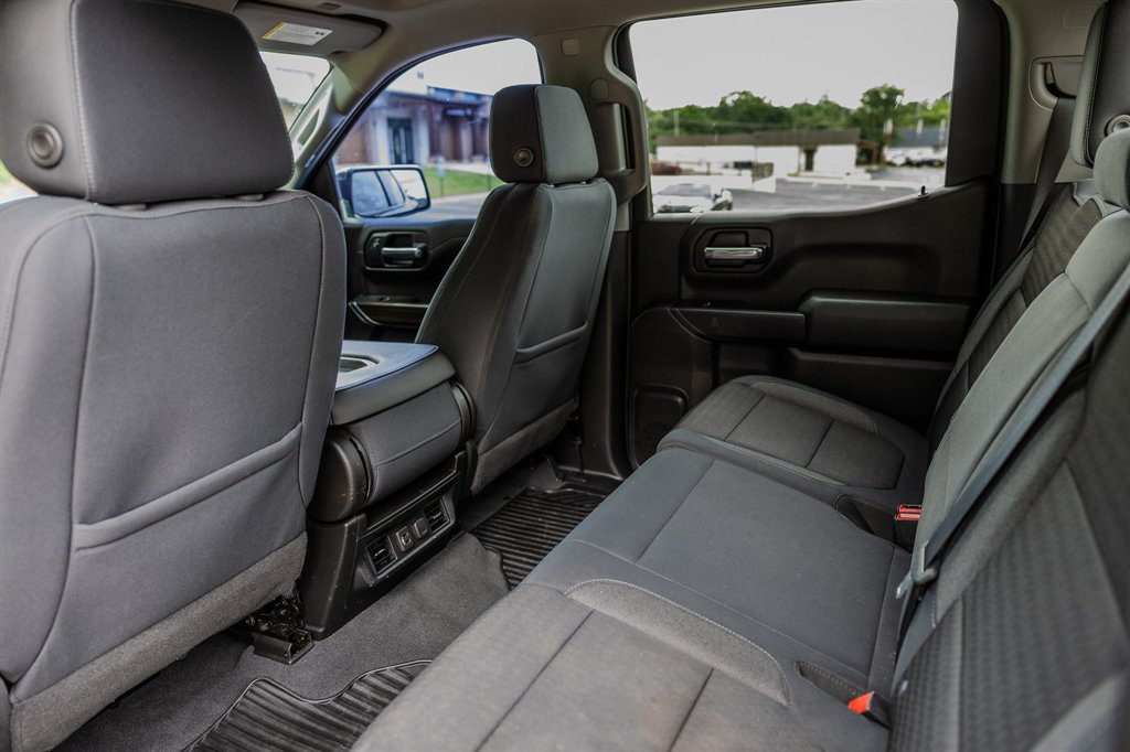 2019 Chevrolet Silverado - $24,498