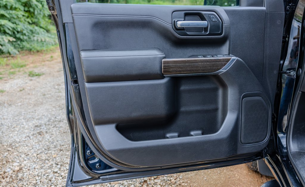 2019 Chevrolet Silverado - $24,498