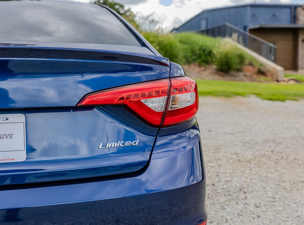 2015 Hyundai Sonata - $5,950
