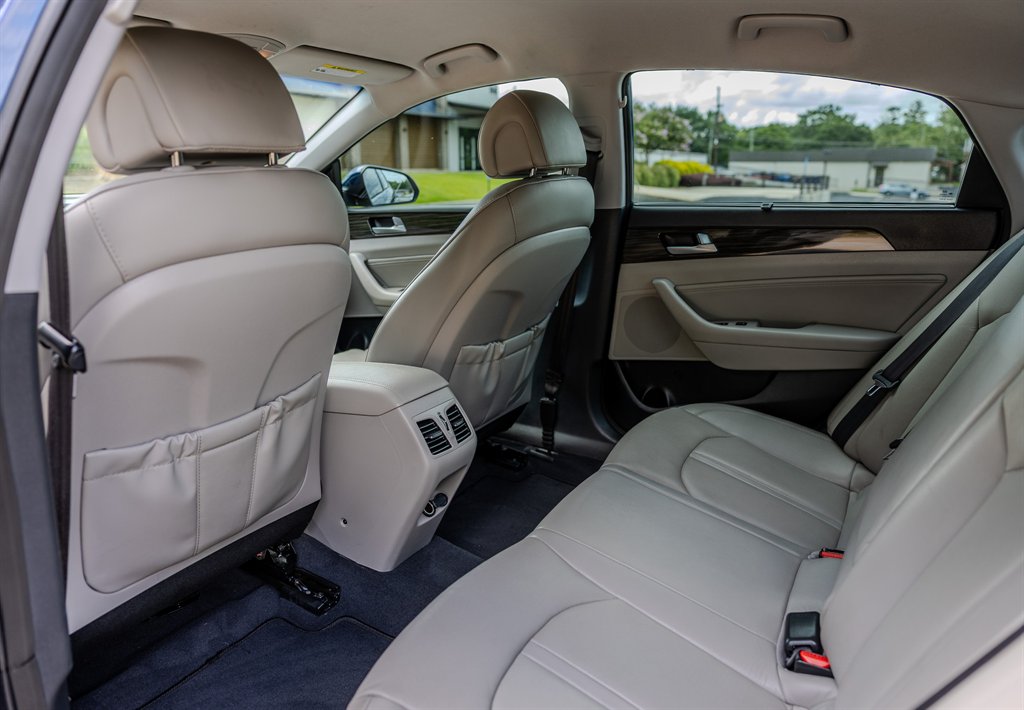 2015 Hyundai Sonata - $5,950