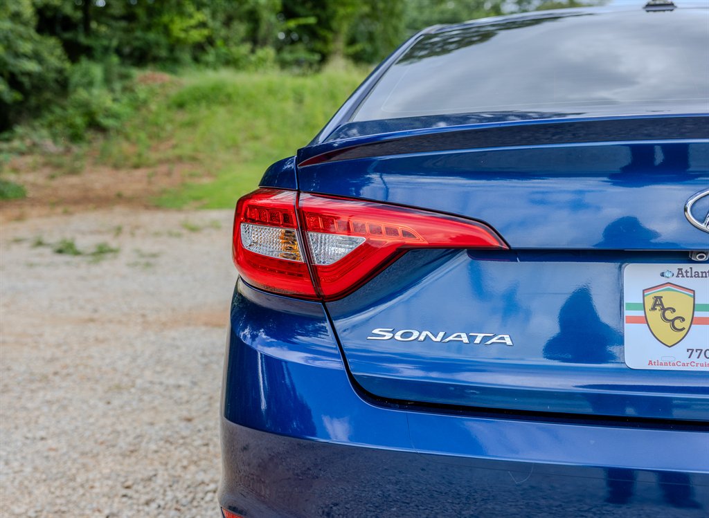 2015 Hyundai Sonata - $5,950