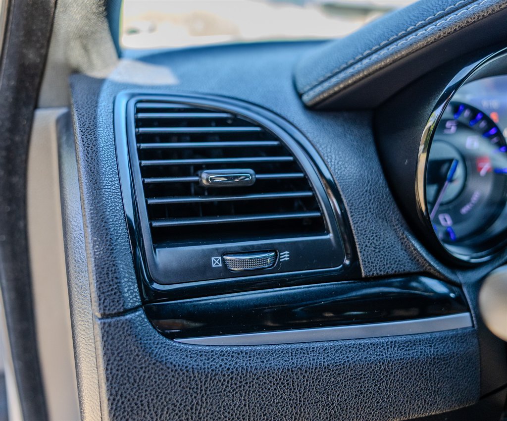 2022 Chrysler 300 - $23,268