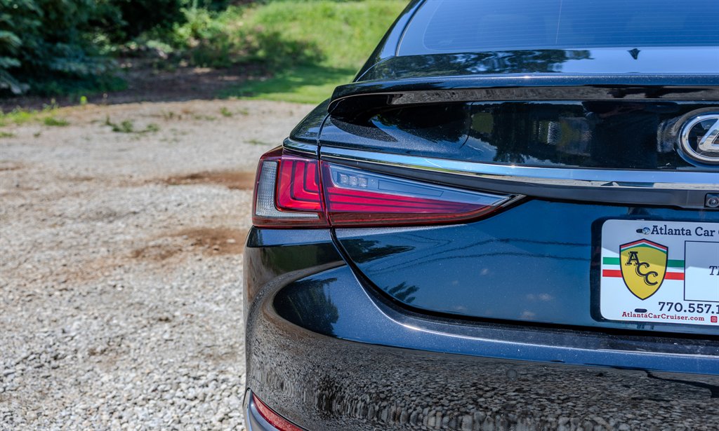 2023 Lexus ES - $31,945