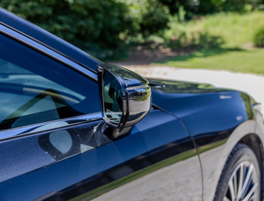 2023 Lexus ES - $31,945