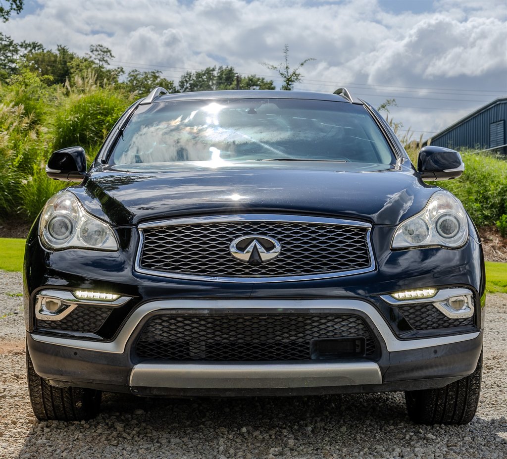 2017 INFINITI QX50 - $10,450