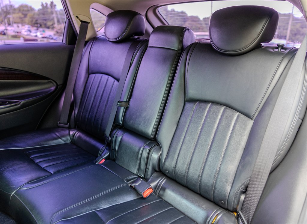 2017 INFINITI QX50 - $10,450