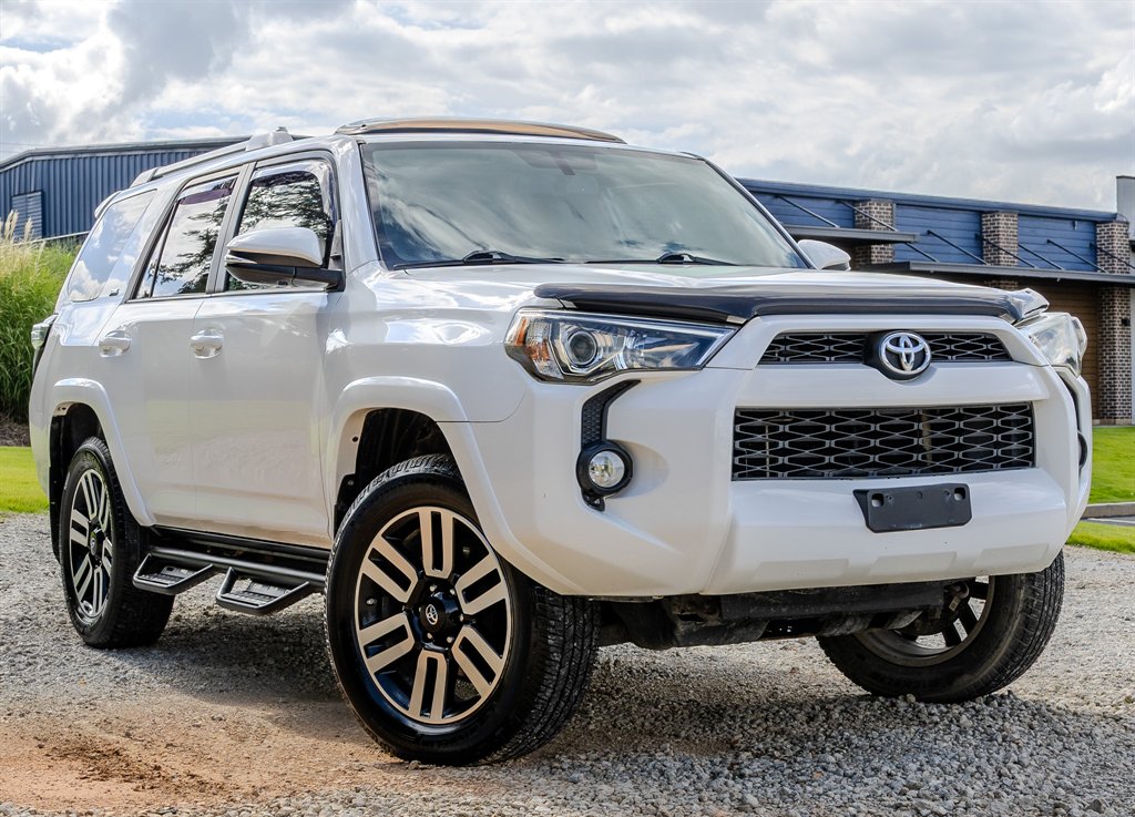 2015 Toyota 4Runner - $18,925