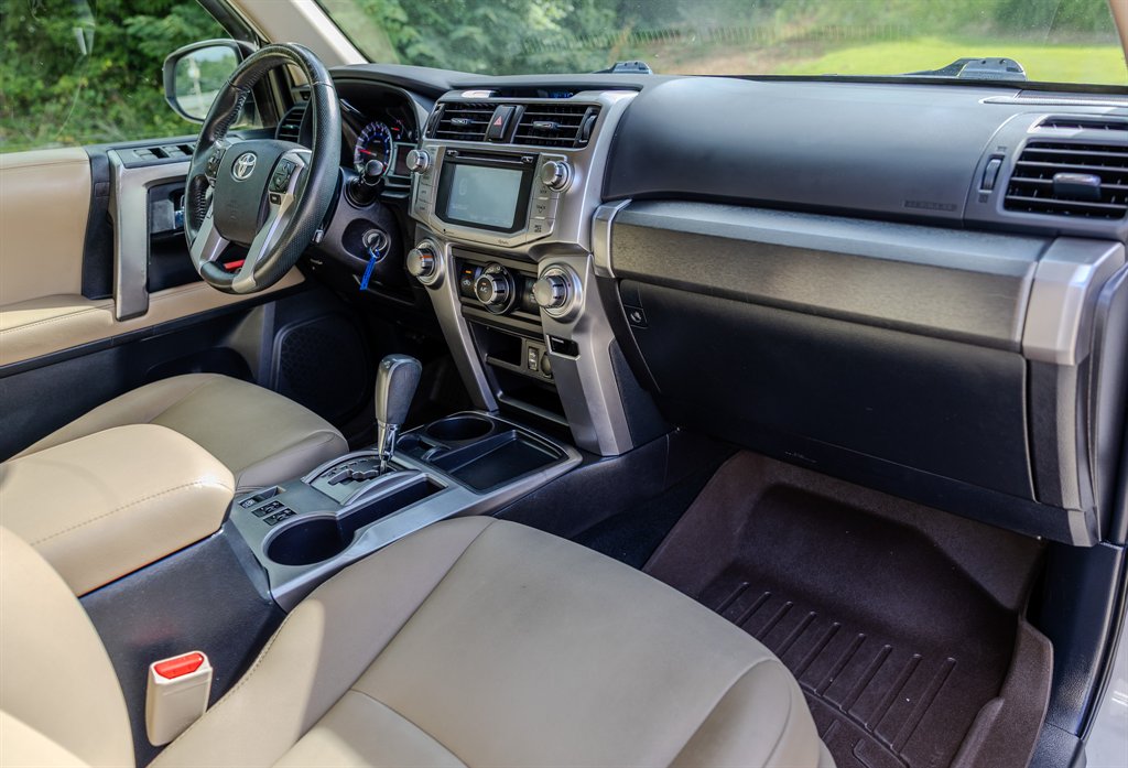 2015 Toyota 4Runner - $18,925