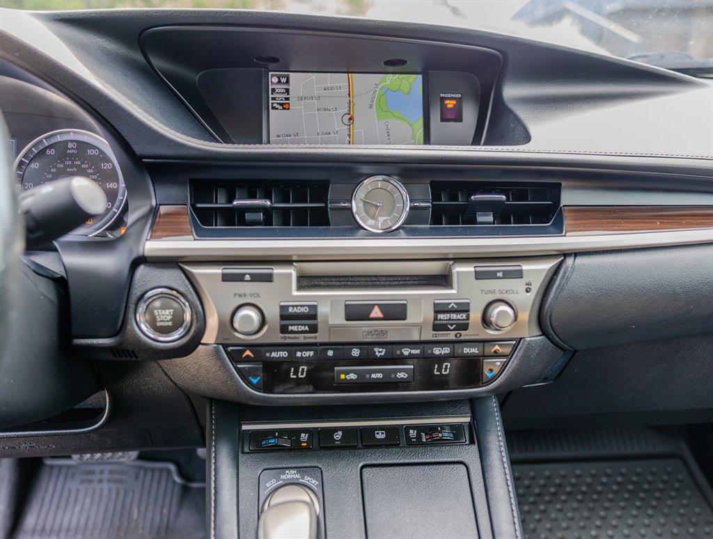 2018 Lexus ES - $20,845