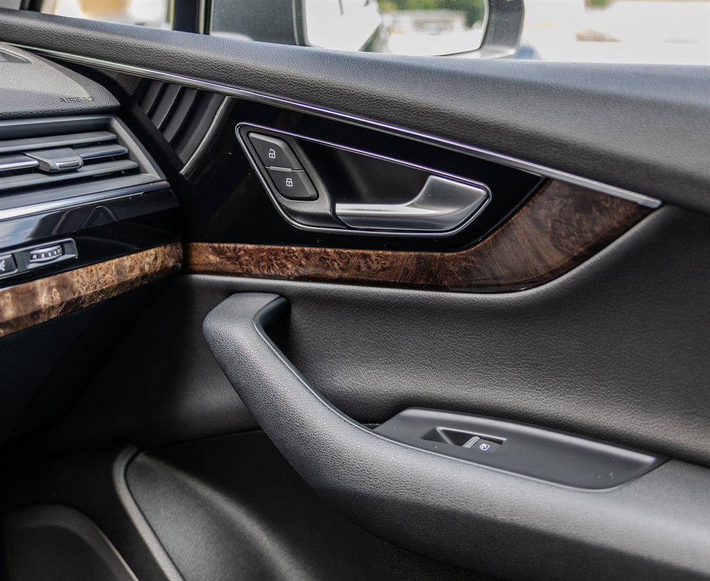 2018 Audi Q7 - $20,495