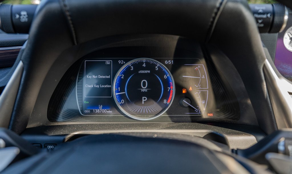 2019 Lexus ES - $19,950