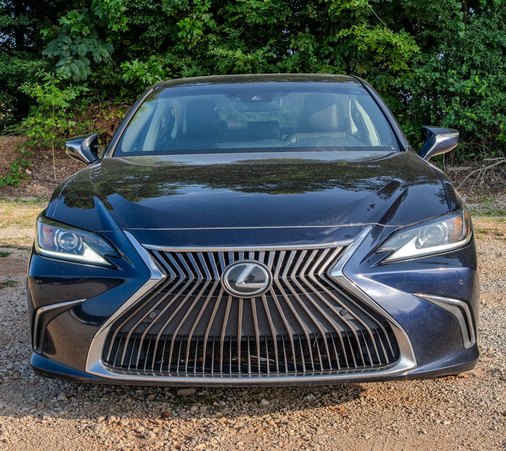 2019 Lexus ES - $19,950