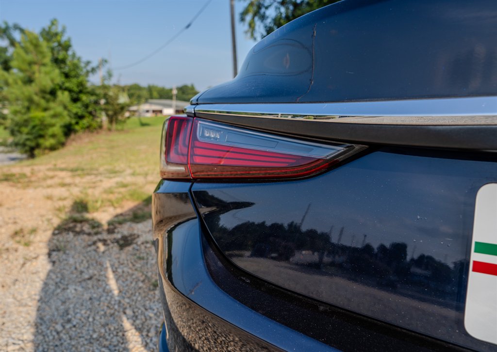 2019 Lexus ES - $19,950