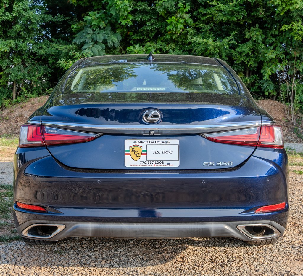 2019 Lexus ES - $19,950