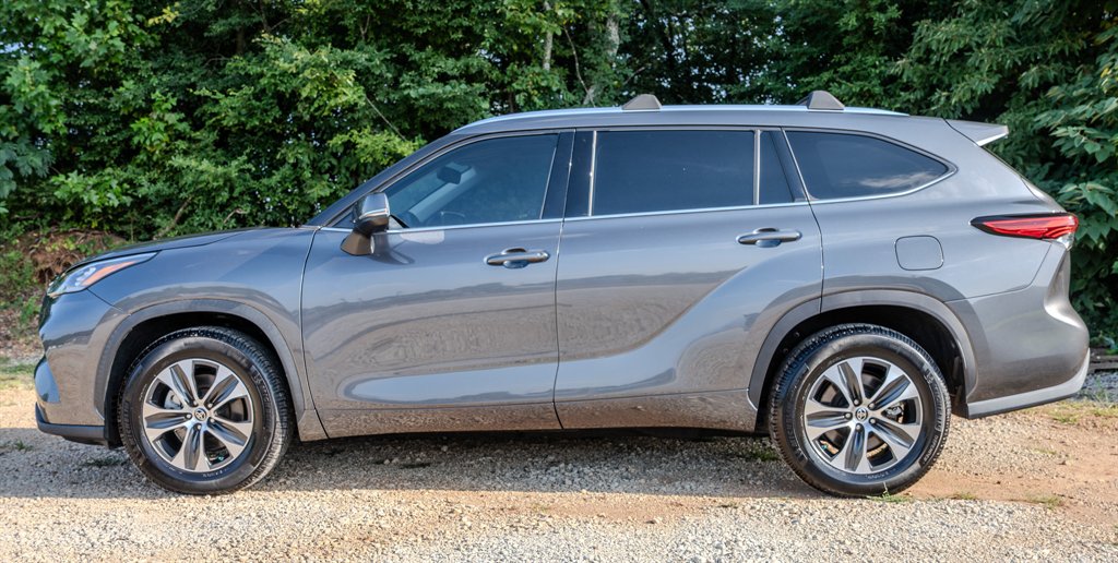 2020 Toyota Highlander - $35,605